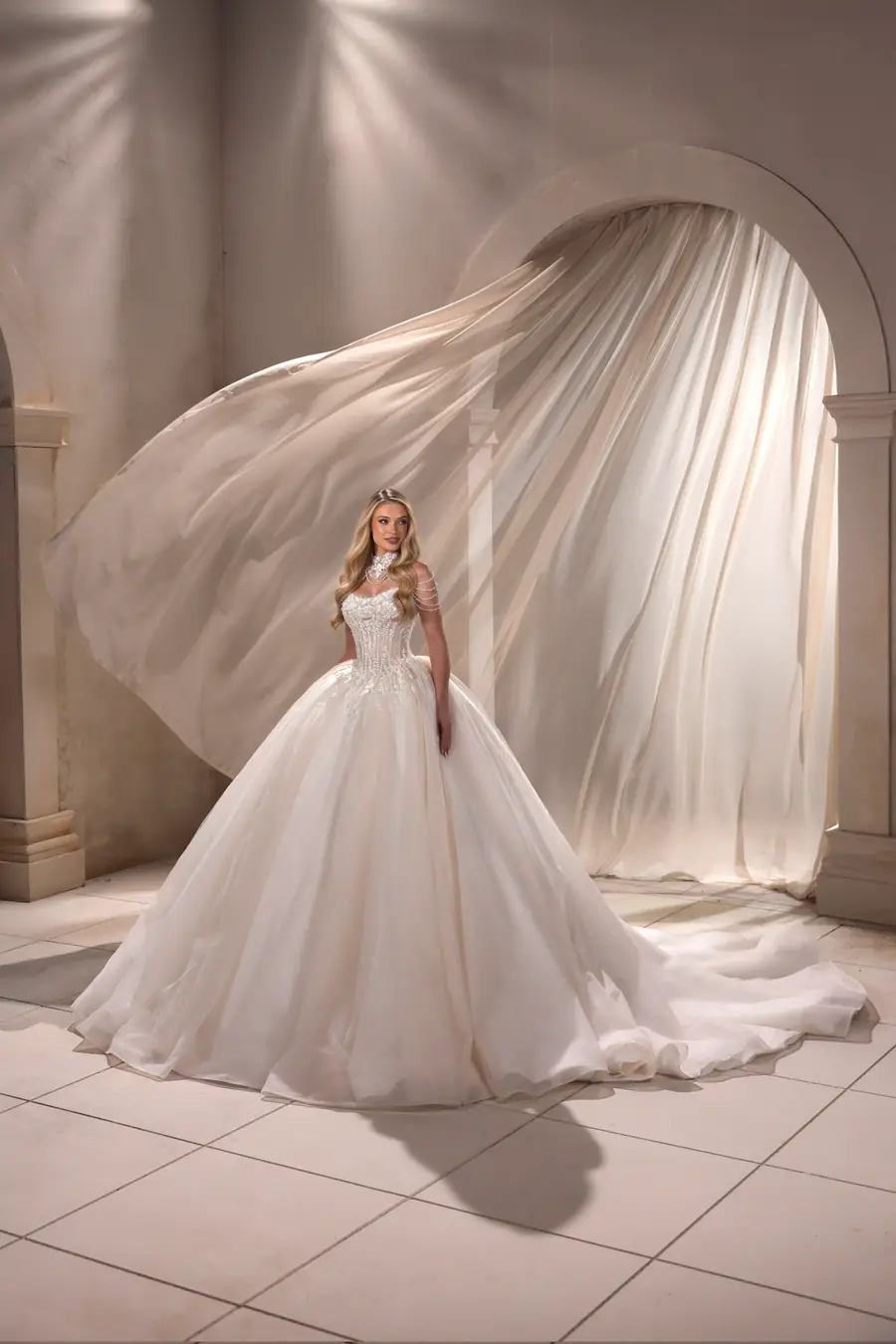 Robe de mariée Vladiyan Evelyn 2755, collection 2027
